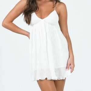 Princes polly Matea mini dres white size 2 new with tag.